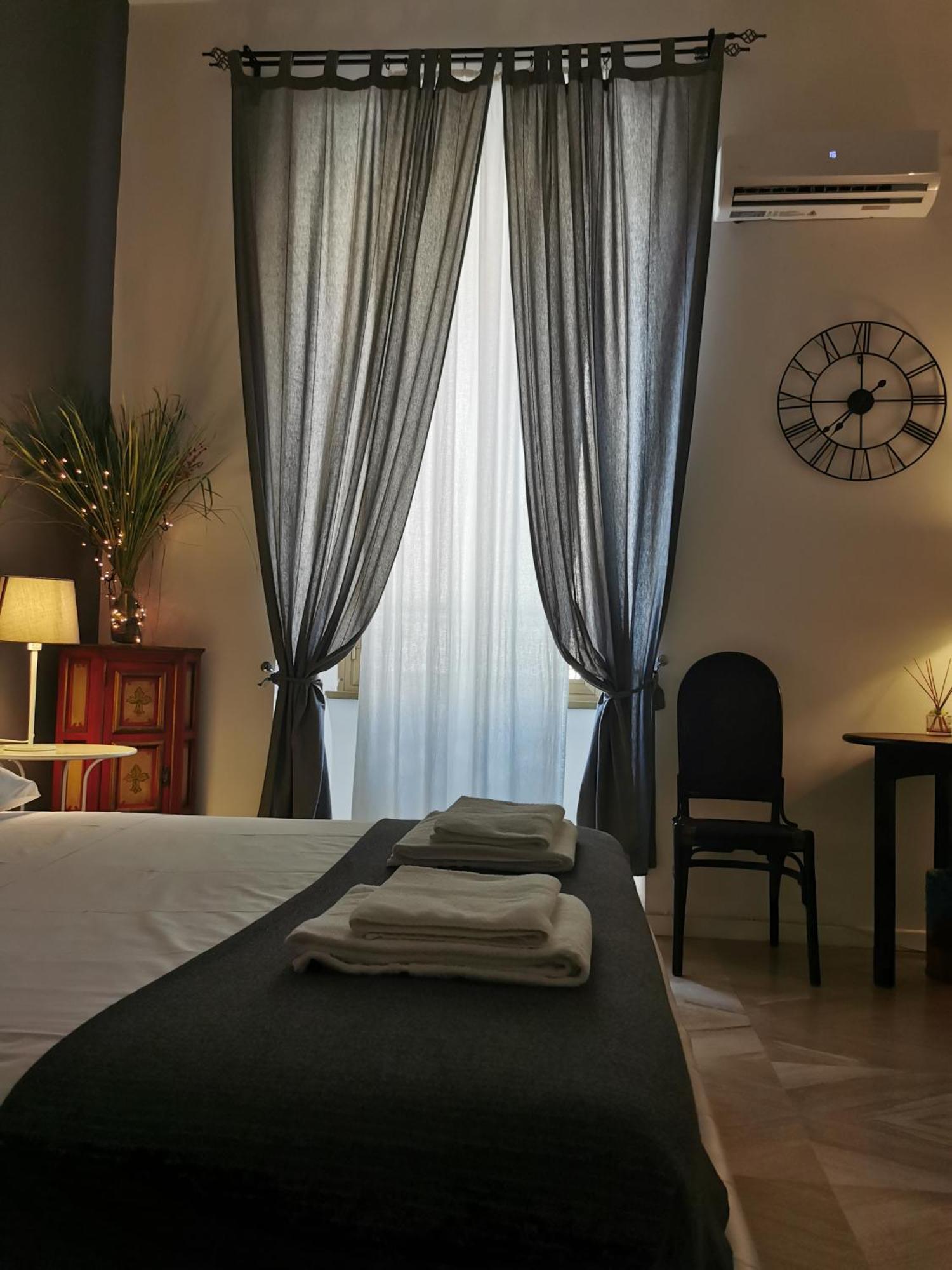 109 Suites Roma エクステリア 写真